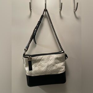 CHANEL Medium Gabrielle Hobo